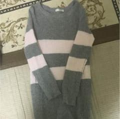 ストロベリー グレー ニットワンピのサムネイル