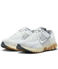 Nike Vomero 5 ホワイト/グレー サイズ28cmのサムネイル