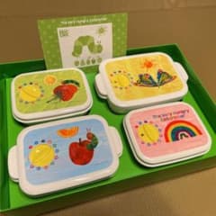 はらぺこあおむし  保存容器【新品未使用】タッパー　弁当箱のサムネイル