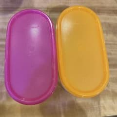 Tupperware 楕円形食品保存容器 2個セット ピンクだ円 - メルカリ
