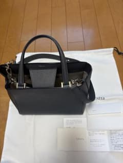 美品⭐︎Valextra ヴァレクストラ トリエンナーレ ダークグレー - メルカリ