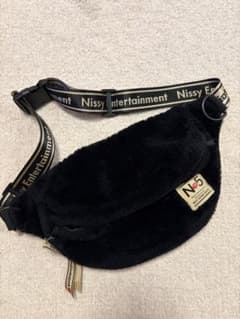 Nissy Entertainment ボディバッグ ウエストポーチのサムネイル