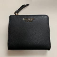 ケイトスペード 二つ折り財布のサムネイル