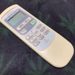 HITACHI エアコン　　リモコンのサムネイル