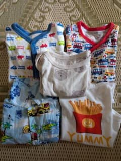 子供用パジャマ・ロンパース・Tシャツ5点セットのサムネイル