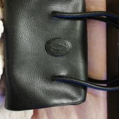 カルティエ黒革バックのサムネイル