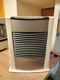 札幌発サンポットFF温風石油ストーブ！品番「FF‐632TL」2012年式中古品 札幌発サンポットFF温風石油ストーブ！品番「FF‐632TL」2012年式中古品