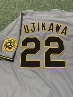 25レプリカユニフォーム 90周年(ビジター)藤川監督 - メルカリ