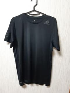 adidas　Tシャツ　スポーツウェアのサムネイル