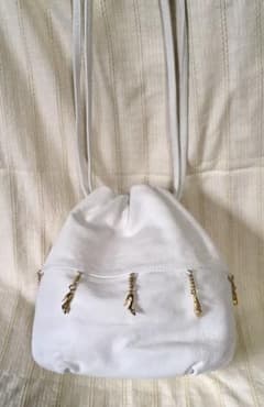 本革　ミニ巾着バッグのサムネイル