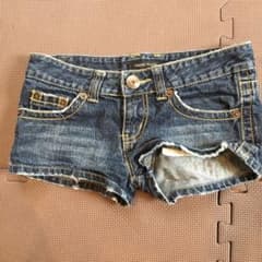 デニムショートパンツのサムネイル
