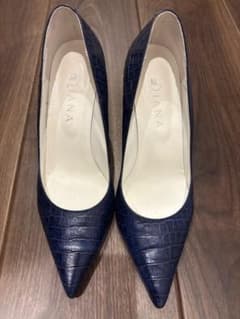 DIANA クロコ型押し パンプス ネイビーのサムネイル