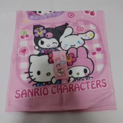 サンリオキャラクターズ フェイスタオル ピンクのサムネイル