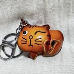 猫の本革キーホルダーのサムネイル