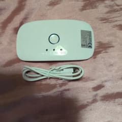 ポータブル LED ネイルライト 折りたたみ式のサムネイル