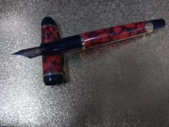 WATERMAN 万年筆 レッドマーブルウォーターマンの廃番モデル「フィリアス」 WATERMAN 万年筆 レッドマーブルウォーターマンの廃番モデル