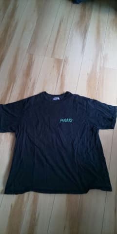 PUNYUS サイズ4バックプリントTシャツのサムネイル