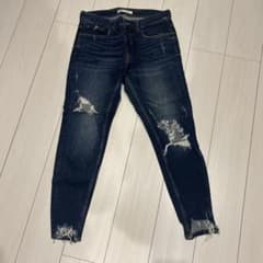 ZARA ダークブルー スキニーパンツ ダメージ加工のサムネイル