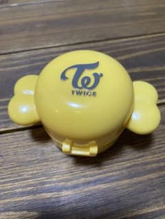 TWICE ジヒョカプセルトイリングのサムネイル
