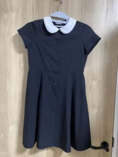 子供服　150cm 女の子　ブラックワンピースのサムネイル
