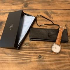 【新品・送料込み】KNUT GADD 腕時計のサムネイル