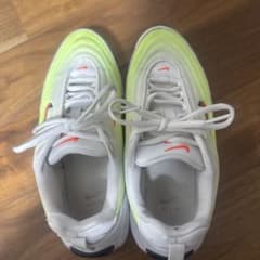 Nike ホワイト/イエロー スニーカー　23.5cmのサムネイル