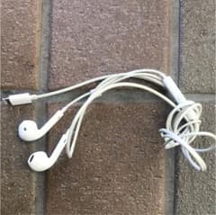 i phoneイヤフォンのサムネイル