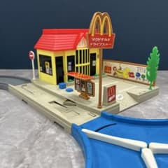 B/Oトミカ モータートミカ マクドナルド シティドライブスルーセット B/Oトミカ モータートミカ マクドナルド シティドライブスルーセット