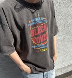 BLACK OUD Tシャツ 1989年 古着風ピグメントロゴプリントTシャツ