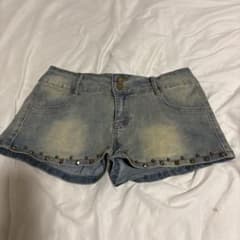 y2kデニム ショートパンツ スタッズ付きのサムネイル