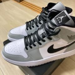 NIKE AIR JORDAN1 MIDのサムネイル