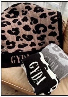 GYDA レオパードブランケット　col/ GRY GYDA レオパードブランケット col/ GRY - メルカリ
