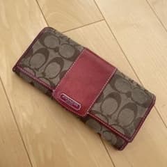 コーチの長財布のサムネイル