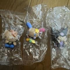 ⭐*️様 サンリオ みんなでおめかしフィギュア 3種セットのサムネイル
