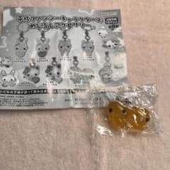 平成ファンシーキャラクターズ　めじるしアクセサリー　なっとうちゃん【匿名配送】のサムネイル