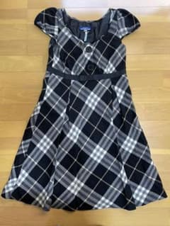 BURBERRY ワンピースのサムネイル
