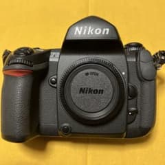 HIRO77様専用商談済良品Nikon F6 フィルムカメラ - メルカリ