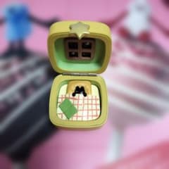 Thumb Cat サムキャット カプセルトイ 黒猫のサムネイル