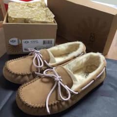 UGG☆モカシン＊ダコタのサムネイル