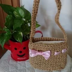 麻ひもバッグ　子供用　ハンドメイド　ピンクリボンのサムネイル