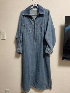 ZARA デニムワンピースのサムネイル