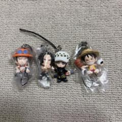 ワンピース ストラップ マスコット ルフィ　ロー　エース　4点セット（別売不可）のサムネイル
