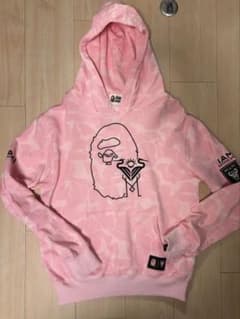 最終値下げA Bathing Ape ピンクパーカー Sのサムネイル