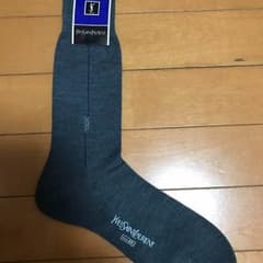 【新品未使用】イヴ サンローラン 紳士靴下 ソックス 25のサムネイル
