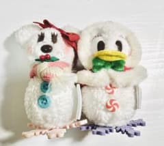 ディズニーリゾート クリスマスミニー デイジーぬいぐるみキーホルダーのサムネイル
