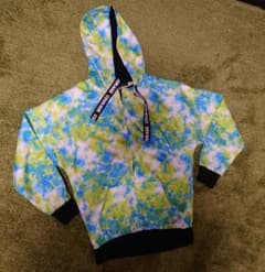 ★160サイズ★新品★未使用★タグ付き★ビックシルエット★タイダイ柄★ジッパー付のサムネイル