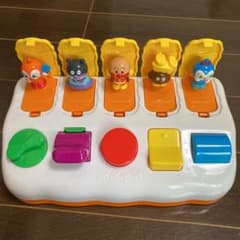 アンパンマンのおもちゃのサムネイル