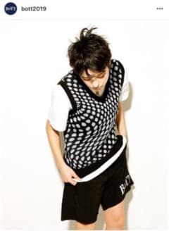 onoff様専用　bott  Soda knit vestのサムネイル