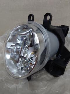 m48378900051_1.jpg?1682318380