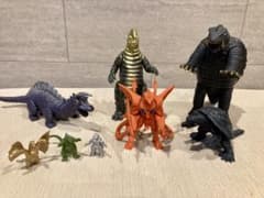 怪獣フィギュア セット 希少】大怪獣フィギュアセット 8体 - メルカリ
